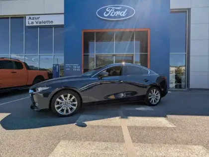Photo Mazda Mazda3 Exclusive Line