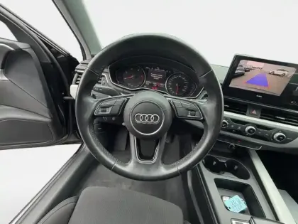 Photo 14 Audi A4  35 TDI 163ch Avus S tronic 7 9cv