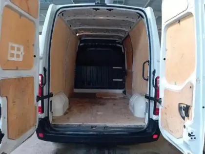 Photo 8 Renault Master  Fg F3300 L2H2 2.3 Blue dCi 135ch Grand Confort Euro6