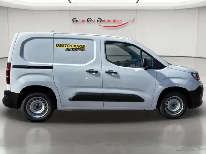 Photo 7 Opel Combo  Cargo M 650kg BlueHDi 100ch S&S Pack Premium Connect