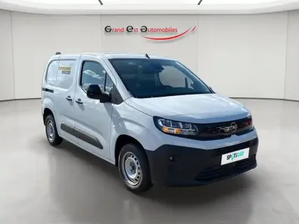 Photo 8 Opel Combo  Cargo M 650kg BlueHDi 100ch S&S Pack Premium Connect