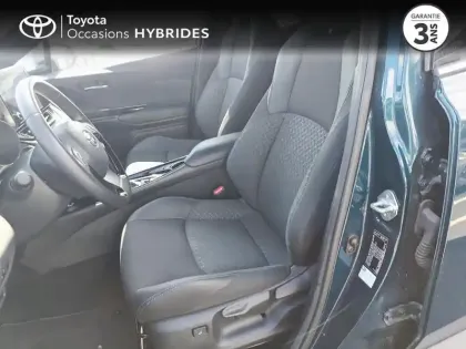 Photo 10 Toyota C-HR  2.0 Hybride 184ch Design Ultimate E-CVT