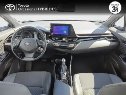 Photo 7 Toyota C-HR  2.0 Hybride 184ch Design Ultimate E-CVT