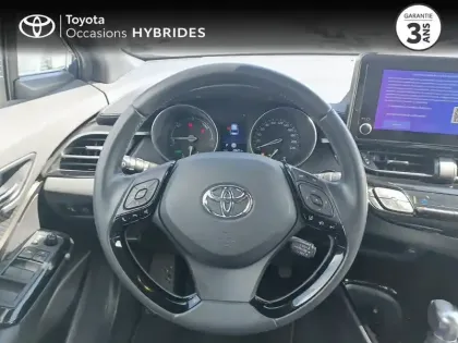 Photo 8 Toyota C-HR  2.0 Hybride 184ch Design Ultimate E-CVT