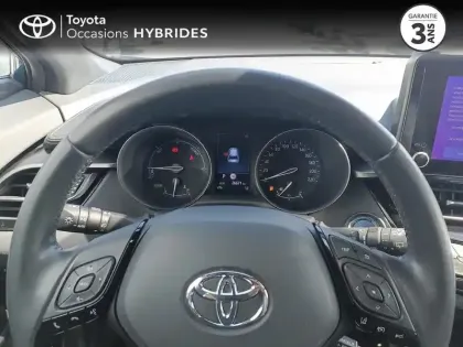 Photo 12 Toyota C-HR  2.0 Hybride 184ch Design Ultimate E-CVT
