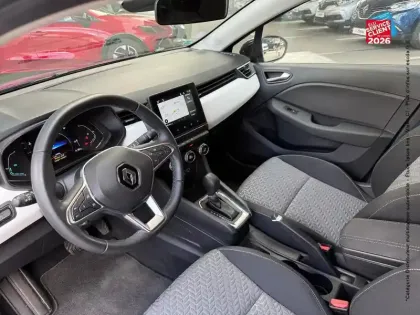 Photo 14 Renault Clio  1.6 E-Tech hybride 145ch Evolution