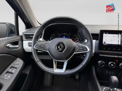 Photo 11 Renault Clio  1.6 E-Tech hybride 145ch Evolution