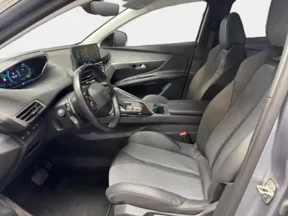 Photo 13 Peugeot 3008  HYBRID 225ch Allure Pack e-EAT8
