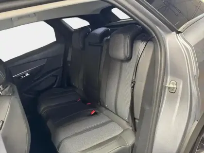Photo 11 Peugeot 3008  HYBRID 225ch Allure Pack e-EAT8
