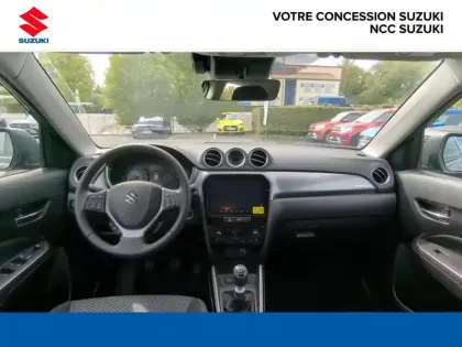 Photo 13 Suzuki Vitara  1.4 Boosterjet Hybrid 110ch Privilège Allgrip MY25