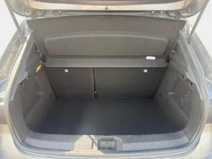 Photo 8 Renault Clio  1.8 E-Tech 160ch full hybrid Techno
