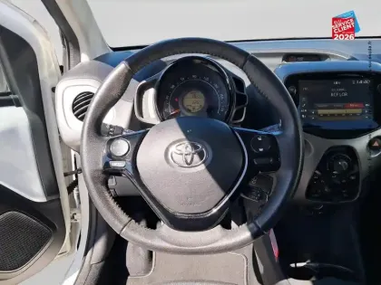 Photo 11 Toyota Aygo  1.0 VVT-i 72ch x-play 3p MY20