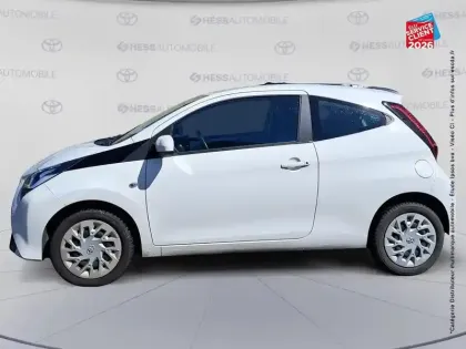 Photo 8 Toyota Aygo  1.0 VVT-i 72ch x-play 3p MY20