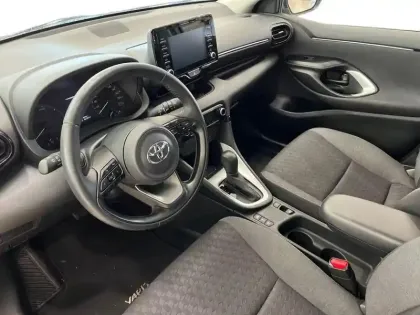 Photo 13 Toyota Yaris  116h Dynamic 5p MY22