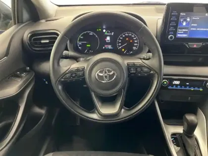 Photo 14 Toyota Yaris  116h Dynamic 5p MY22