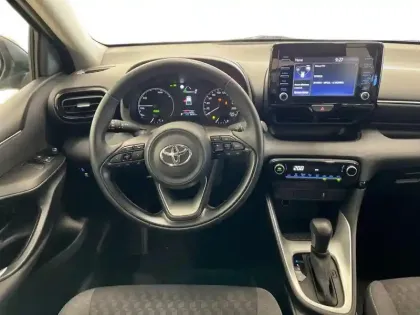 Photo 10 Toyota Yaris  116h Dynamic 5p MY22