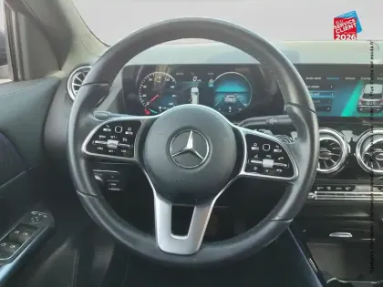 Photo 11 Mercedes GLA  200 d 150ch Progressive Line 8G-DCT