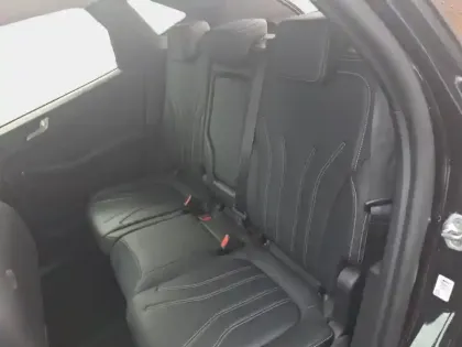 Photo 25 Ford Kuga  2.5 Duratec 190ch FHEV E85 Vignale BVA