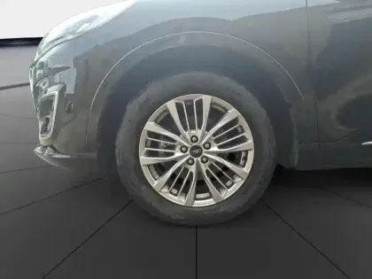 Photo 24 Ford Kuga  2.5 Duratec 190ch FHEV E85 Vignale BVA