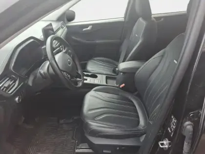 Photo 12 Ford Kuga  2.5 Duratec 190ch FHEV E85 Vignale BVA