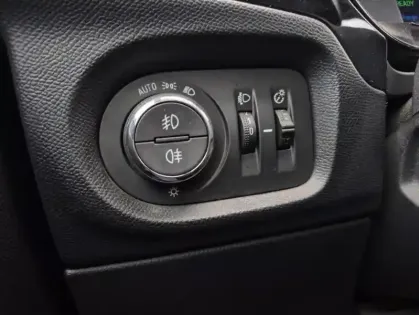 Photo 15 Opel Corsa VI Moteur électrique 136ch -E Elegance