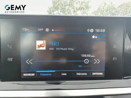 Photo 13 Peugeot 208  PureTech 75 S&S BVM5