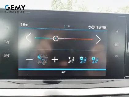 Photo 14 Peugeot 208  PureTech 75 S&S BVM5