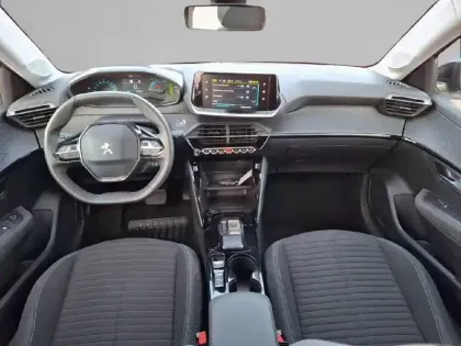 Photo 7 Peugeot 208  Electrique 50 kWh 136ch