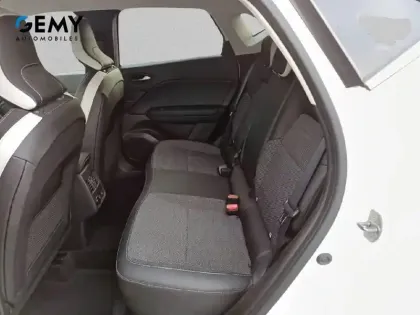 Photo 9 Renault Captur  E-Tech full hybrid 145