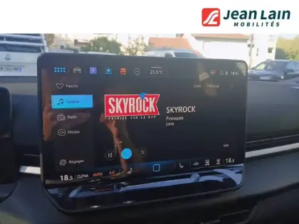 Photo 15 Volkswagen T-roc  1.5 eTSI EVO2 Hybrid 150 ch DSG7