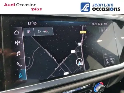 Photo 16 Audi Q3  45 TFSIe 245 ch S tronic 6