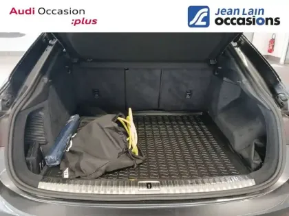 Photo 9 Audi Q3  45 TFSIe 245 ch S tronic 6