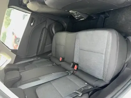 Photo 15 Renault Captur  E-Tech full hybrid 145