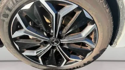 Photo 22 DS DS 4  Hybride E-Tense 225 EAT8