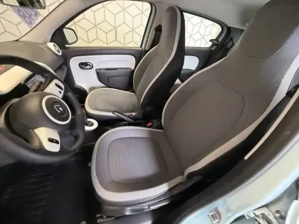 Photo 9 Renault Twingo  III E-Tech