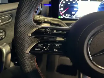 Photo 8 Mercedes Classe A  250 e Hybrid EQ