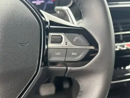 Photo 17 Peugeot 208  Hybrid 110 e-DCS6