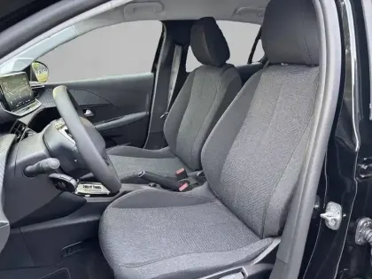 Photo 10 Peugeot 208  Hybrid 110 ch e-DCS6