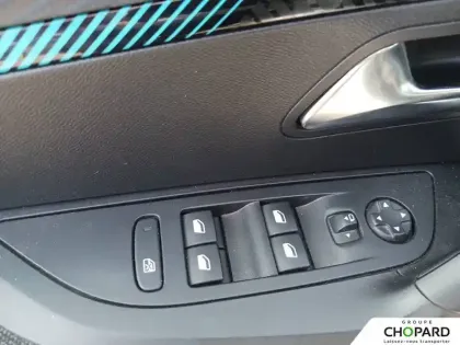 Photo 34 Peugeot 2008  Electrique 136 ch