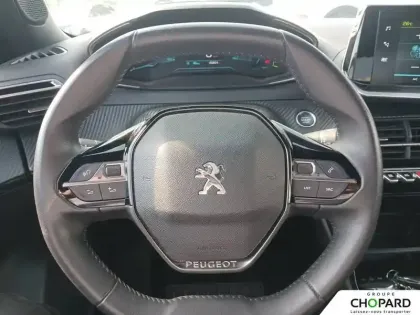 Photo 33 Peugeot 2008  Electrique 136 ch