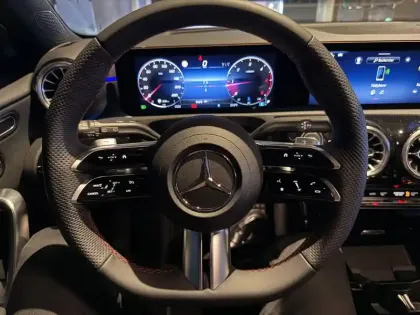 Photo 13 Mercedes Classe A  200 d