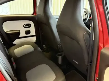 Photo 34 Renault Twingo  III SCe 65