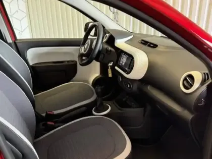 Photo 35 Renault Twingo  III SCe 65