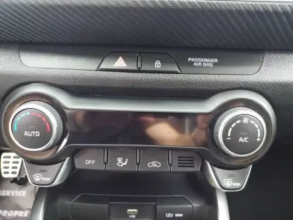 Photo 16 Kia Stonic  1.0 T-GDi 100 ch BVM6