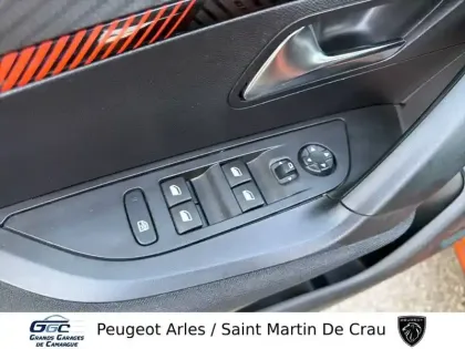 Photo 11 Peugeot 2008  Electrique 136 ch