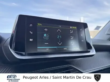Photo 16 Peugeot 2008  Electrique 136 ch