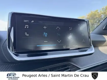 Photo 15 Peugeot 2008  PureTech 100 S&S BVM6