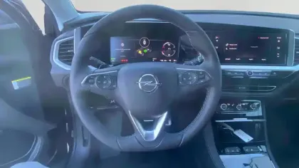 Photo 12 Opel Grandland  Hybrid 300 ch AWD BVA8