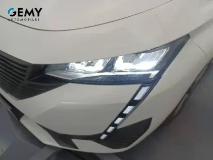 Photo 16 Peugeot 308  SW PureTech 130ch S&S EAT8
