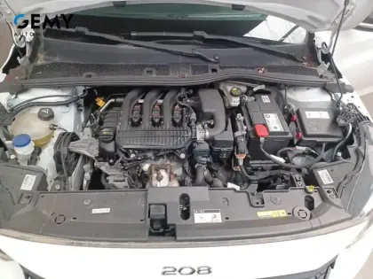 Photo 12 Peugeot 208  PureTech 75 S&S BVM5